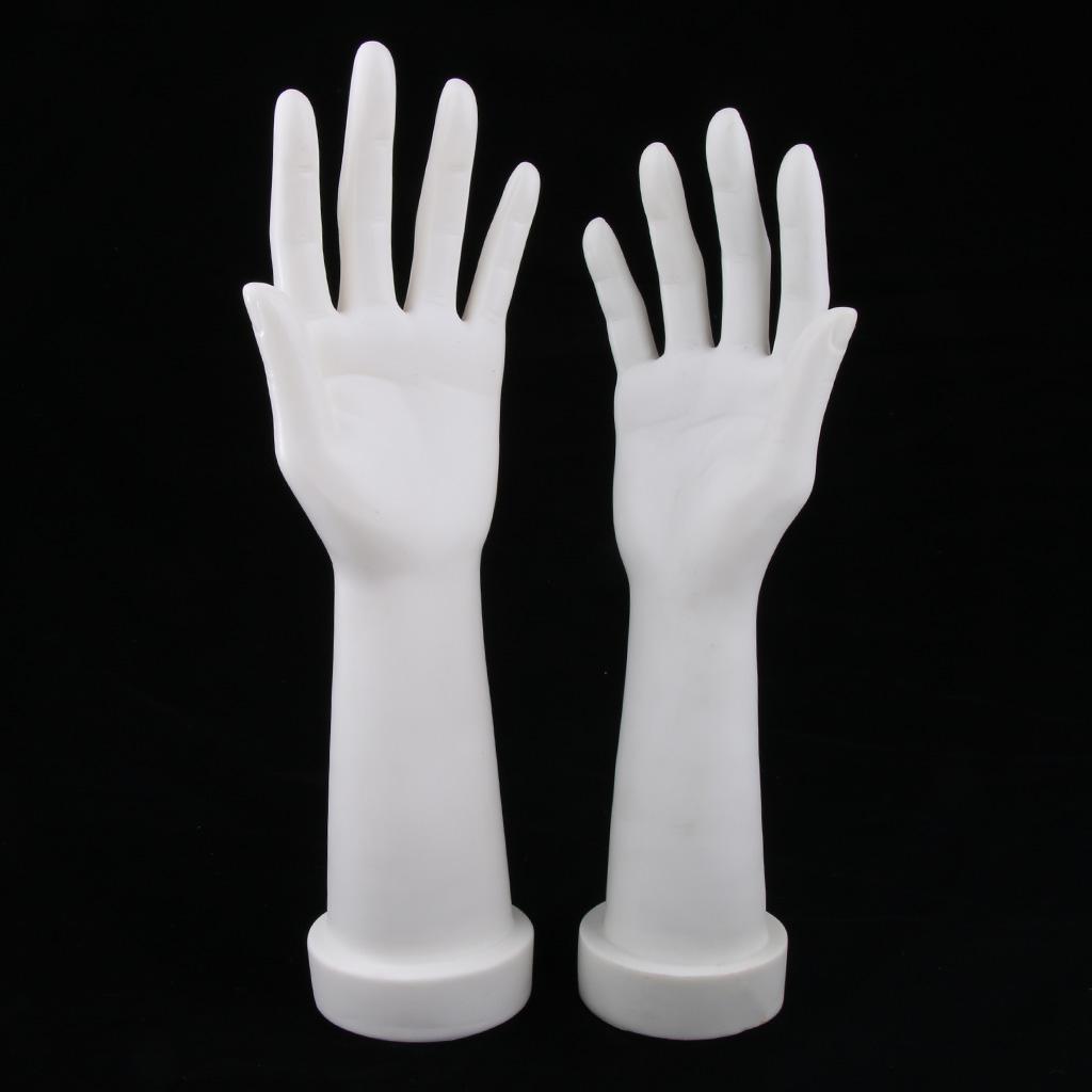 Maniquí de Mano Femenina Reali - Jewelry Shop Watches reseña y precio