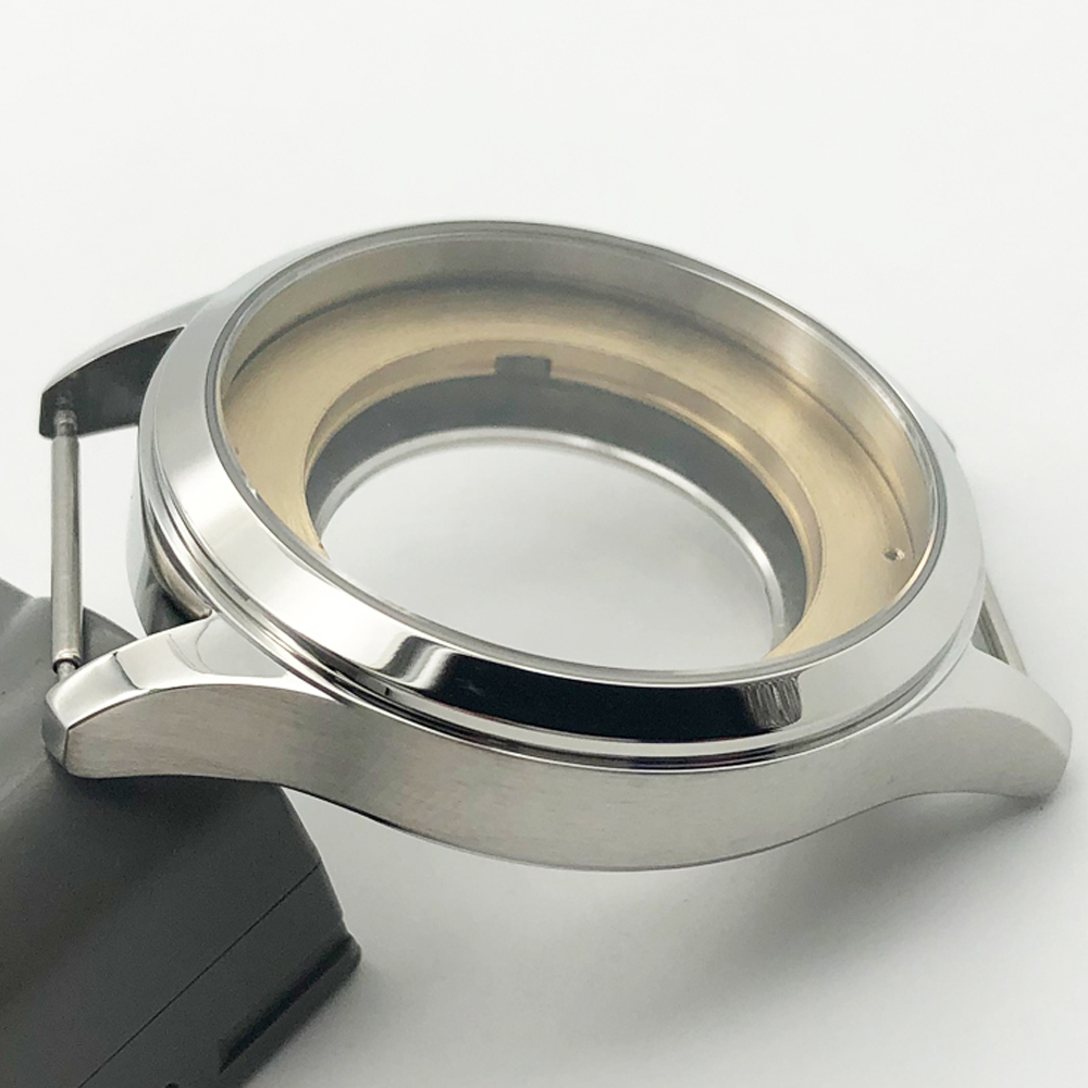 Caja de 42 mm con cristal de z - Seiko Watch 5 Sports reseña y precio